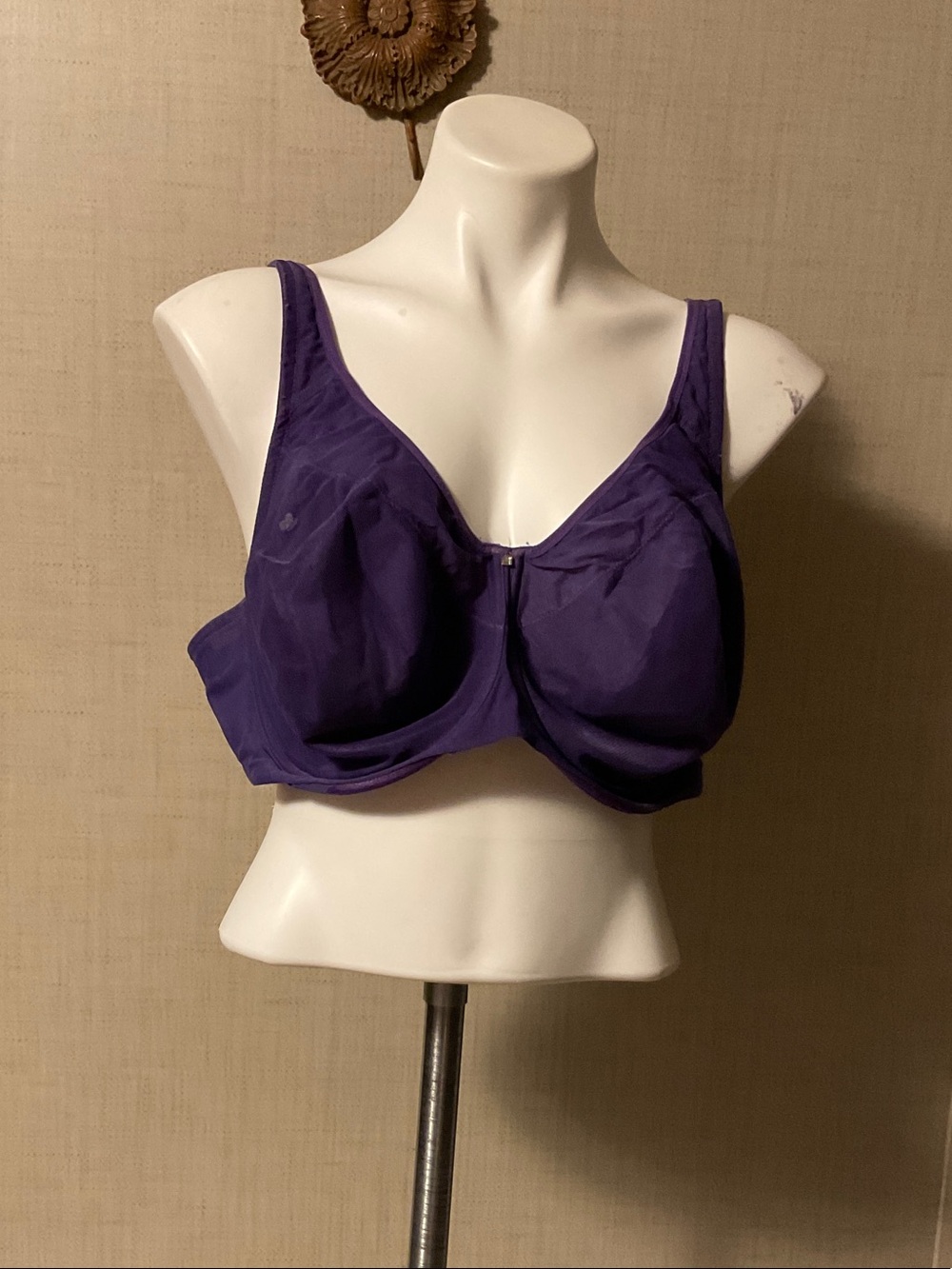 Supportive Full-Coverage Bra in Purple